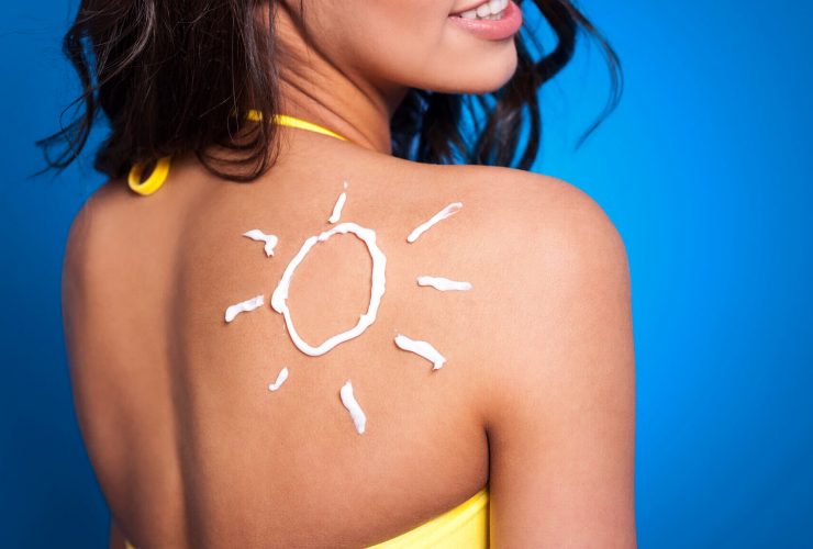 protect your skin from the sea and sun in summer