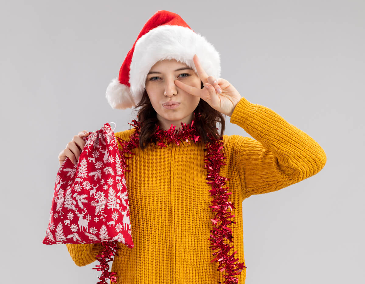 12 Christmas Outfit Ideas For Teenage Girls